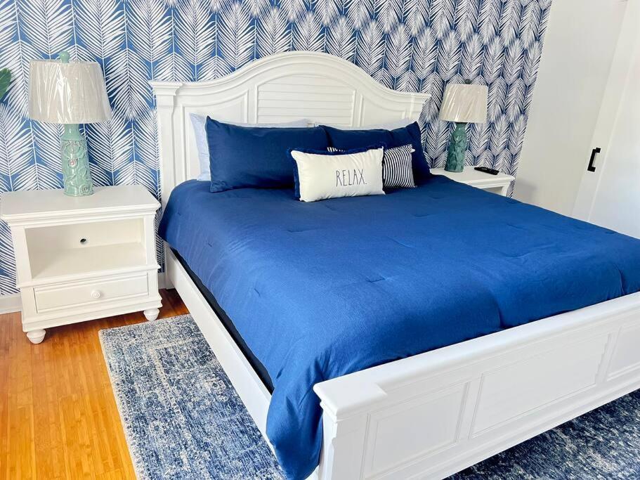 Walk To The Beach-Sleeps 10 And Golfcart شاطئ ميرتل المظهر الخارجي الصورة