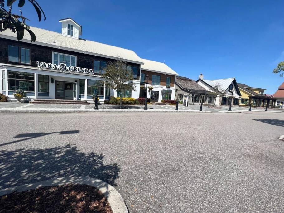 Walk To The Beach-Sleeps 10 And Golfcart شاطئ ميرتل المظهر الخارجي الصورة